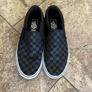Men’s Vans size 10.5 US worn once black and gray checkered excellent condition